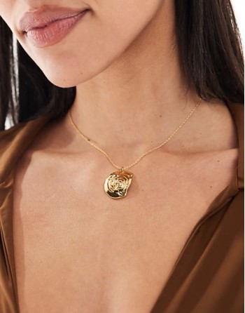 14k gold plated chain necklace with swirl detail