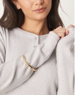 polished hammered bangle in 18k gold plated