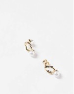 14k gold plated stud earrings with faux pearl drop detail in gold tone