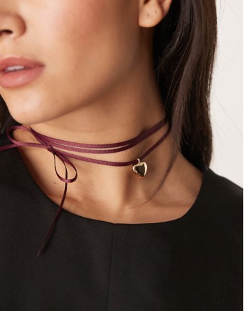 choker necklace with ribbon and puff heart pendant in burgundy tone