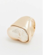 ring with faux freshwater pearl in gold